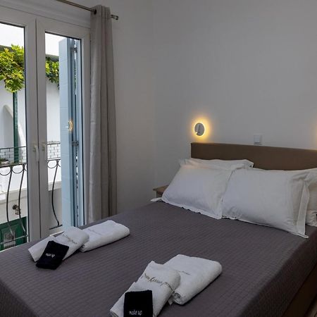 White Holidays Project Downtown Tinos Екстер'єр фото