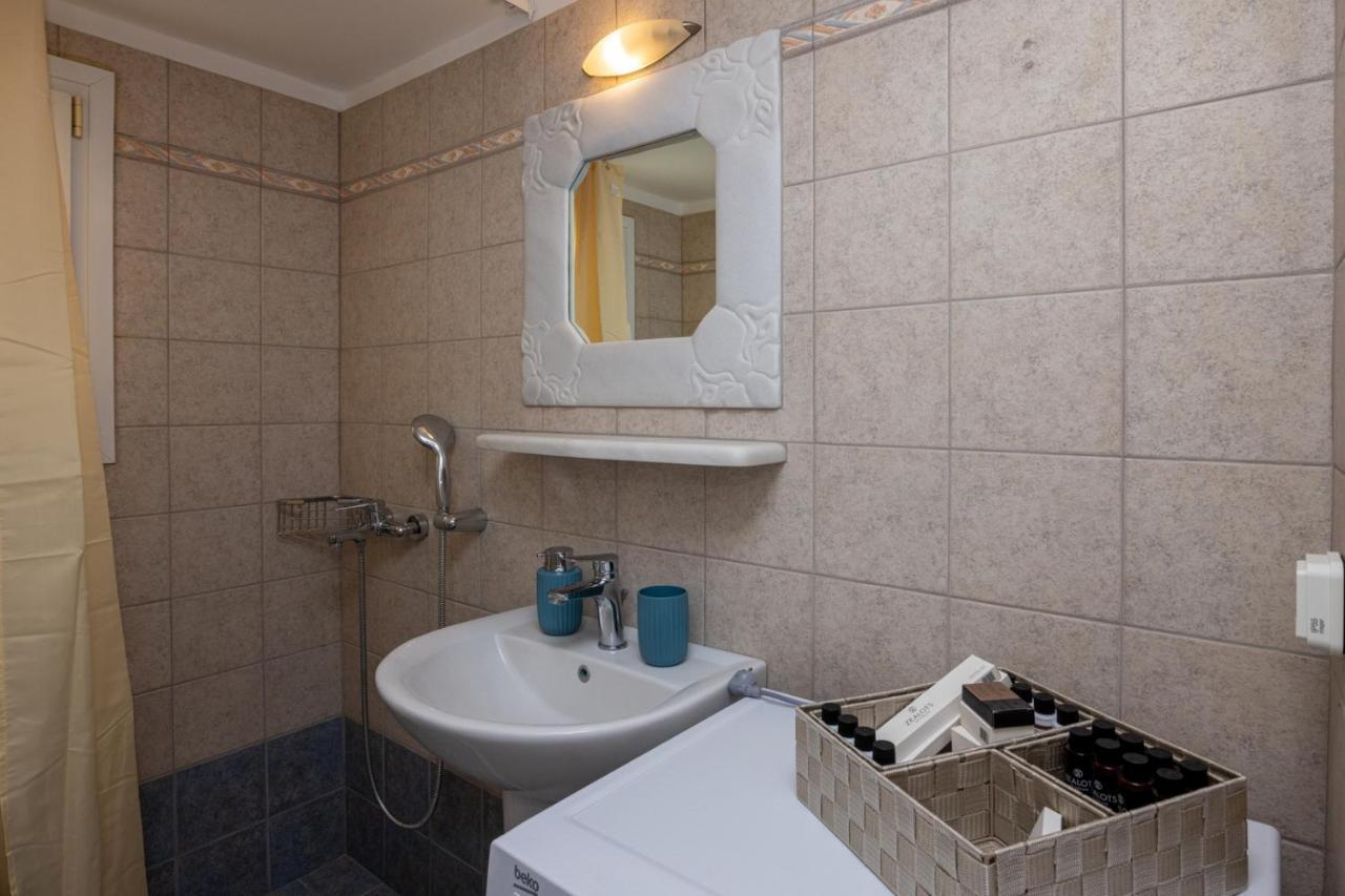 White Holidays Project Downtown Tinos Екстер'єр фото